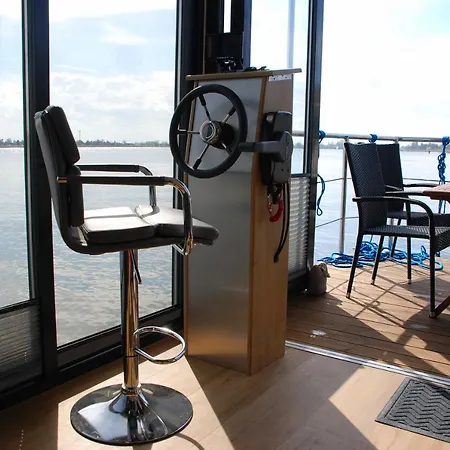 Dom Na Wodzie Houseboat Gdansk, Old Town Appartamento