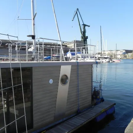 Appartement Dom Na Wodzie Houseboat Gdansk, Old Town